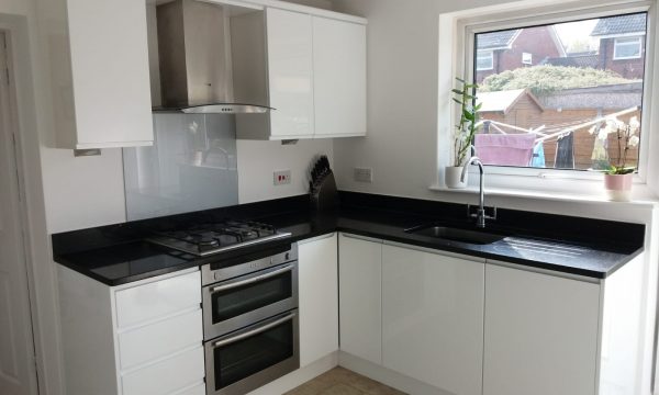 Mr and Mrs Geoghegan’s Testimonial and Kitchen Makeover Pictures!